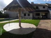 Casa, 4 dormitórios, 240 m², em Niterói