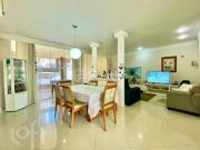 Casa, 4 dormitórios, 249.41 m², em Hípica