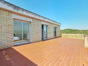 Casa 4 dormitorios 365 m2