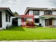 Casa 4 dormitorios ALQUILER Cumbayá La Viña