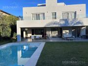 Casa en Venta 4 Dormitorios en Los Alisos, Nordelta