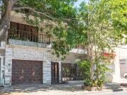 CASA 4 DORMITORIOS CON COCHERA VENTA