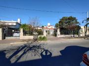 CASA 4 DORMITORIOS CON DEPARTAMENTO CERRO DE LAS ROSAS...