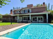 Casa 4 dormitorios, con pileta, en Rincón Club de Campo,...