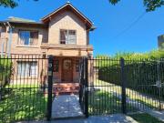 Casa 4 dormitorios, jardín, cochera en Fisherton