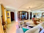 Casa 4 dormitórios no bairro igara