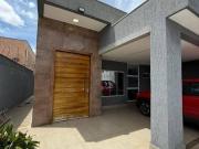 CASA 4 QUARTOS 3 SUITES PISCINA ALTO PADRAO TAGUAPARQUE...