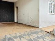 CASA 4 QUARTOS SENDO 1 SUITE JULIO DE MESQUITA