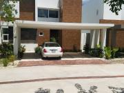 CASA 4 RECAMARAS PRIVADA ALTOZANO MERIDA