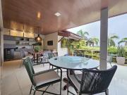 Casa 4/ refugio urbano em capim macio