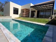 casa 4 suites + piscina e Sauna Condominio Estancia...