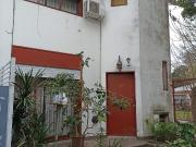 CASA 4amb VENTA Hurlingham Barrio Cartero PERMUTA