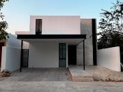 CASA 51 EN VENTA EN PRIVADA RESIDENCIAL TAMORA, CONKAL