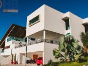 Casa 550m² Cond. Fechado Urbanova com 6 Suítes