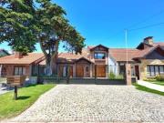 Casa 5 amb c/ Parque Constitucion