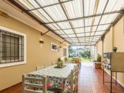 Casa 5 amb con cochera pileta quincho luminosa en Caseros