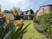 CASA 5 AMB, CON PARQUE Y COCHERA ATO CREDITO