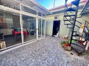 Casa 5 Amb de 108m2 Lote propio con patio y terraza