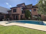 Casa 5 amb en venta 400m2 cub. V. Martelli B. Parque