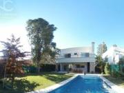 CASA 5 AMB EN VENTA EN BARRIO DORREGO. CON PARQUE Y...