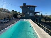 Casa 5 AMB sobre un lotazo en venta en Cordoba