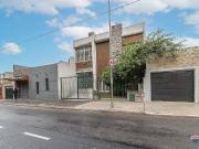 Casa 5 amb venta Mataderos con quincho y pileta