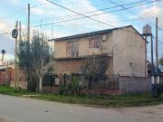 Casa 5 Amb Venta Spegazzini patio/parrilla