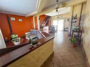 CASA 5 AMBIENTES CON JARDIN Y PILETA JOSÉ MÁRMOL