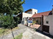 CASA 5 AMBIENTES CON LOCAL EN VENTA LANUS OESTE