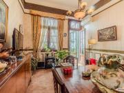 CASA 5 AMBIENTES CON PATIO TERRAZA QUINCHO. FLORES