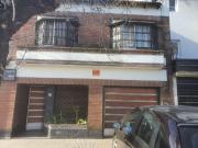 Casa 5 ambientes con terraza y garaje en Devoto