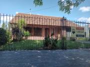 CASA 5 AMBIENTES C/PILETA EN DOS LOTES LAS HERAS