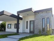 Casa 5 Ambientes en venta en Barrio Cruz del Sur San Vicente