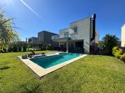 Casa 5 ambientes en Venta en Barrio Puertos del Lago,... Casa 5 ambientes en Venta en Barrio Puertos del Lago,...