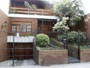 CASA 5 AMBIENTES EN VENTA EN SAN CRISTOBAL C/PARQU
