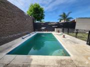CASA 5 AMBIENTES EN VENTA LUIS GUILLON CON LOCAL