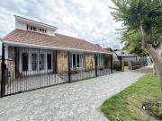 Casa 5 ambientes La Perla