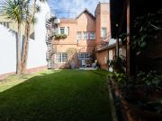 CASA 5 AMBIENTES PARQUE COCHERA QUINCHO PARRILLA