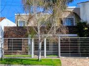 Casa 5 Ambientes San Carlos