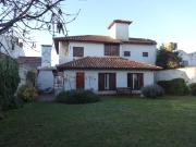 Casa 5 ambientes sobre lote de 15mx43,30m