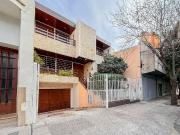 CASA 5 AMBIENTES VENTA FLORES QUINCHO PILETA
