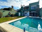 CASA 5 AMBIENTES VENTA LONGCHAMPS PILETA Y LOCAL