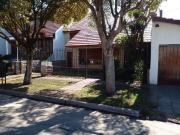 Casa 5 Ambientes Zona Parque Luro Valencia 4600