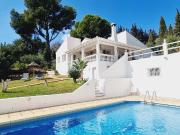 Casa 5 dormitorios 219 m2