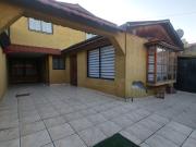 Casa 5 dormitorios 3 baños y estacionamiento San Ramón