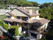 Casa 5 dormitorios 450 m2