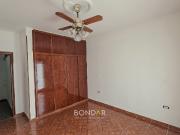 Casa 5 dormitorios 4 baños con cochera en alquiler / B...