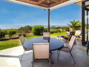 Casa 5 dormitorios 588 m2