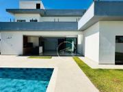 Casa 5 dormitórios à venda no Condomínio Campos de Santo...