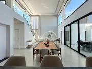 Casa 5 dormitórios à venda no Condomínio Campos de Santo...